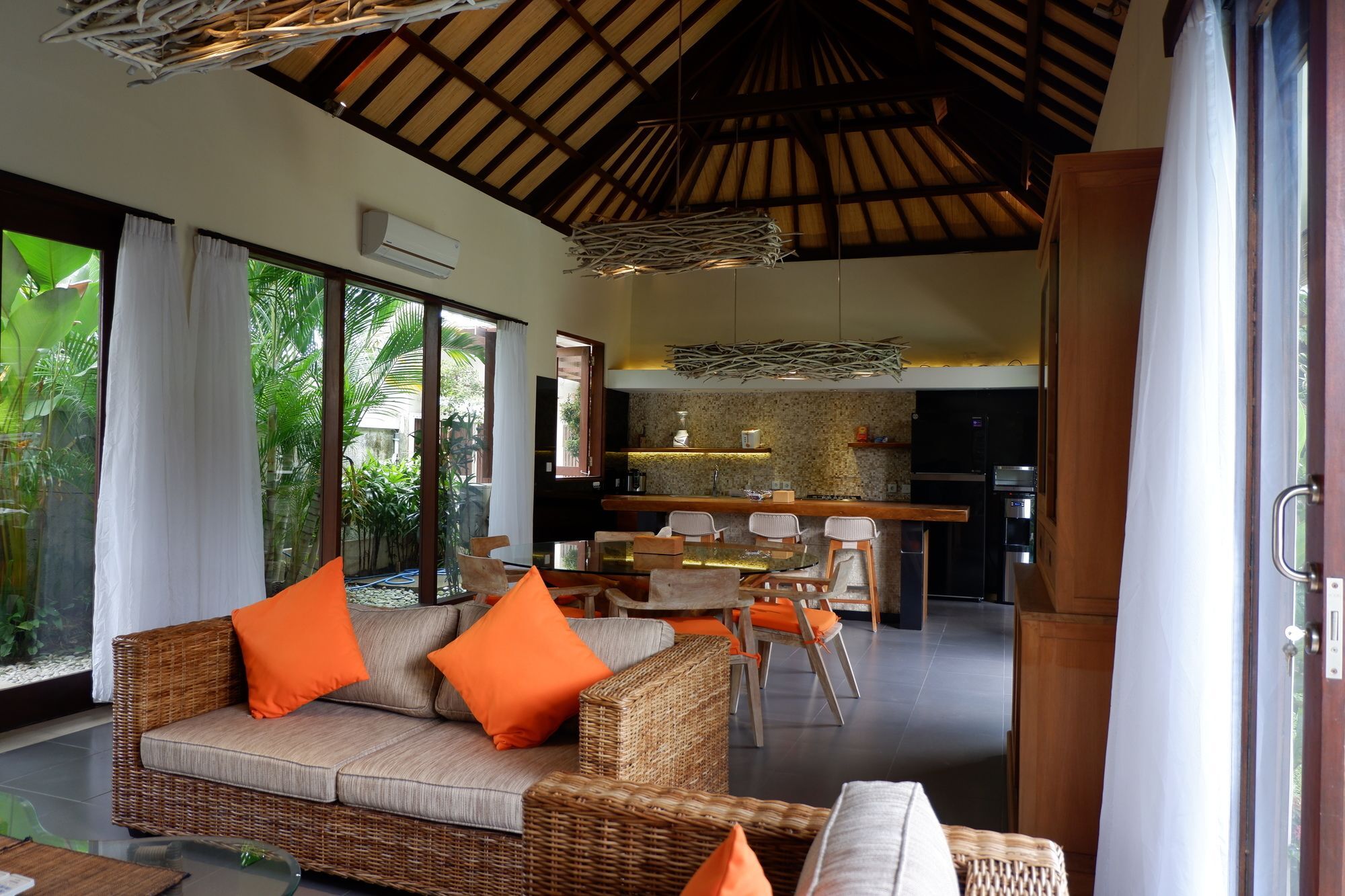 Villa Intan Bali Legian エクステリア 写真